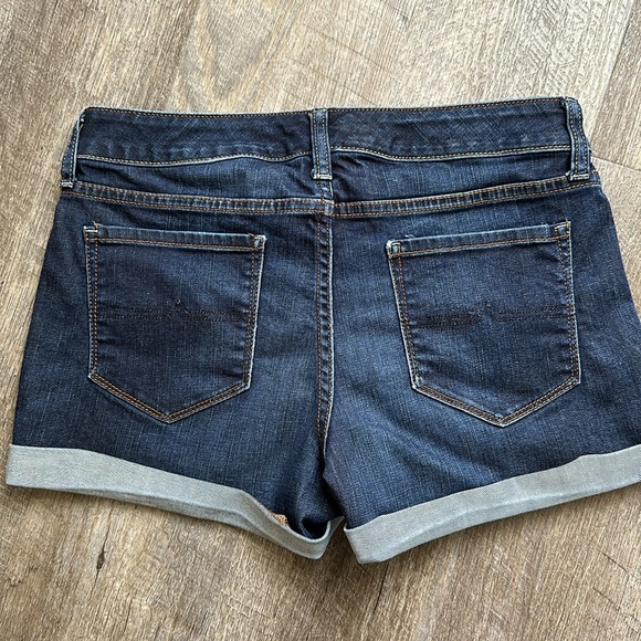 Arizona Jean Shorts - Picture 2 of 3